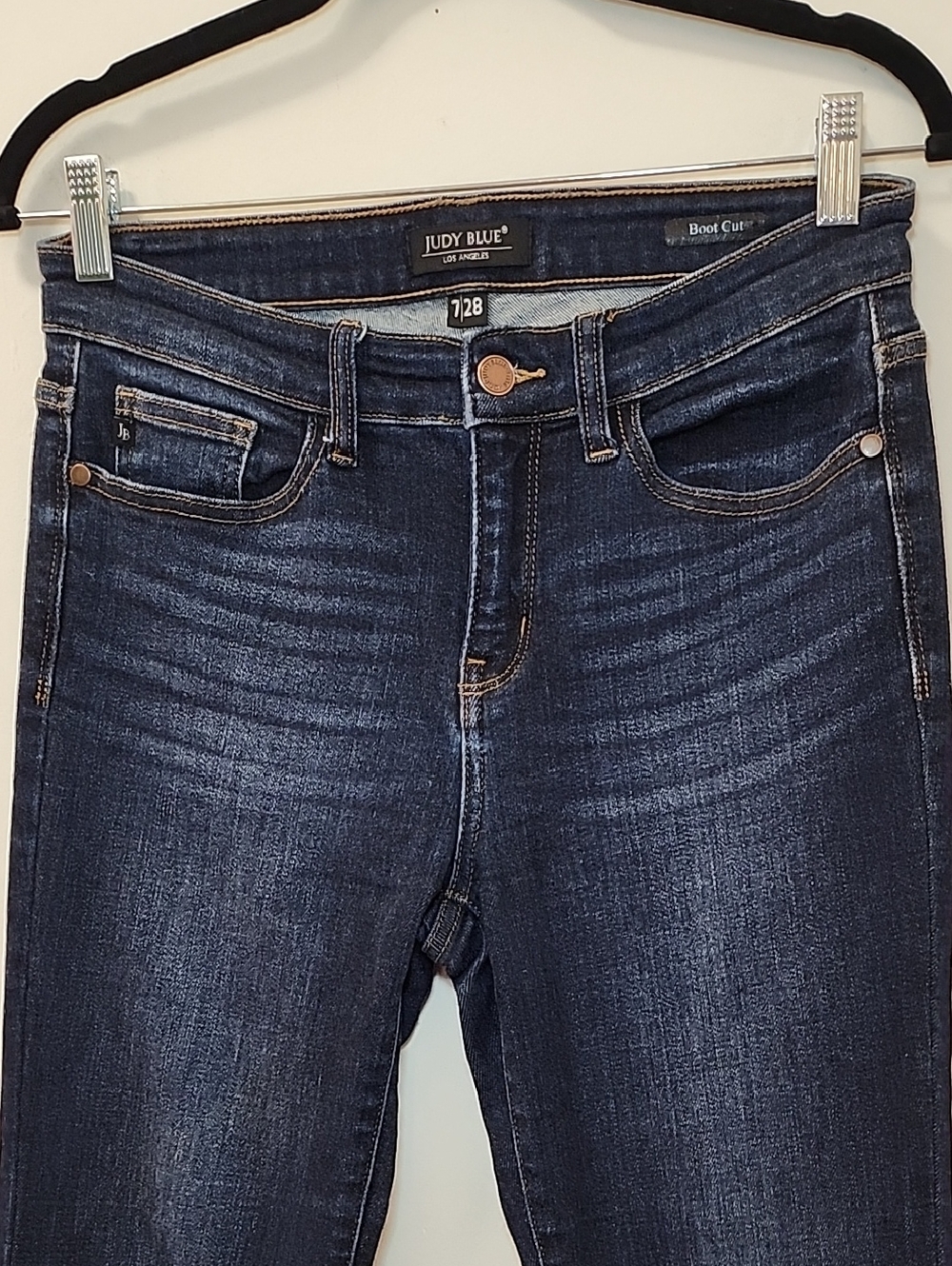 Judy Blue dark wash bootcut jeans subtle whiskering zip fly closure Size 7/28 - Picture 6 of 14